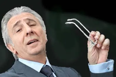 http://www.robzor.com/rhouse/the(BG)ineffectualintellectual123_files/image004.webp